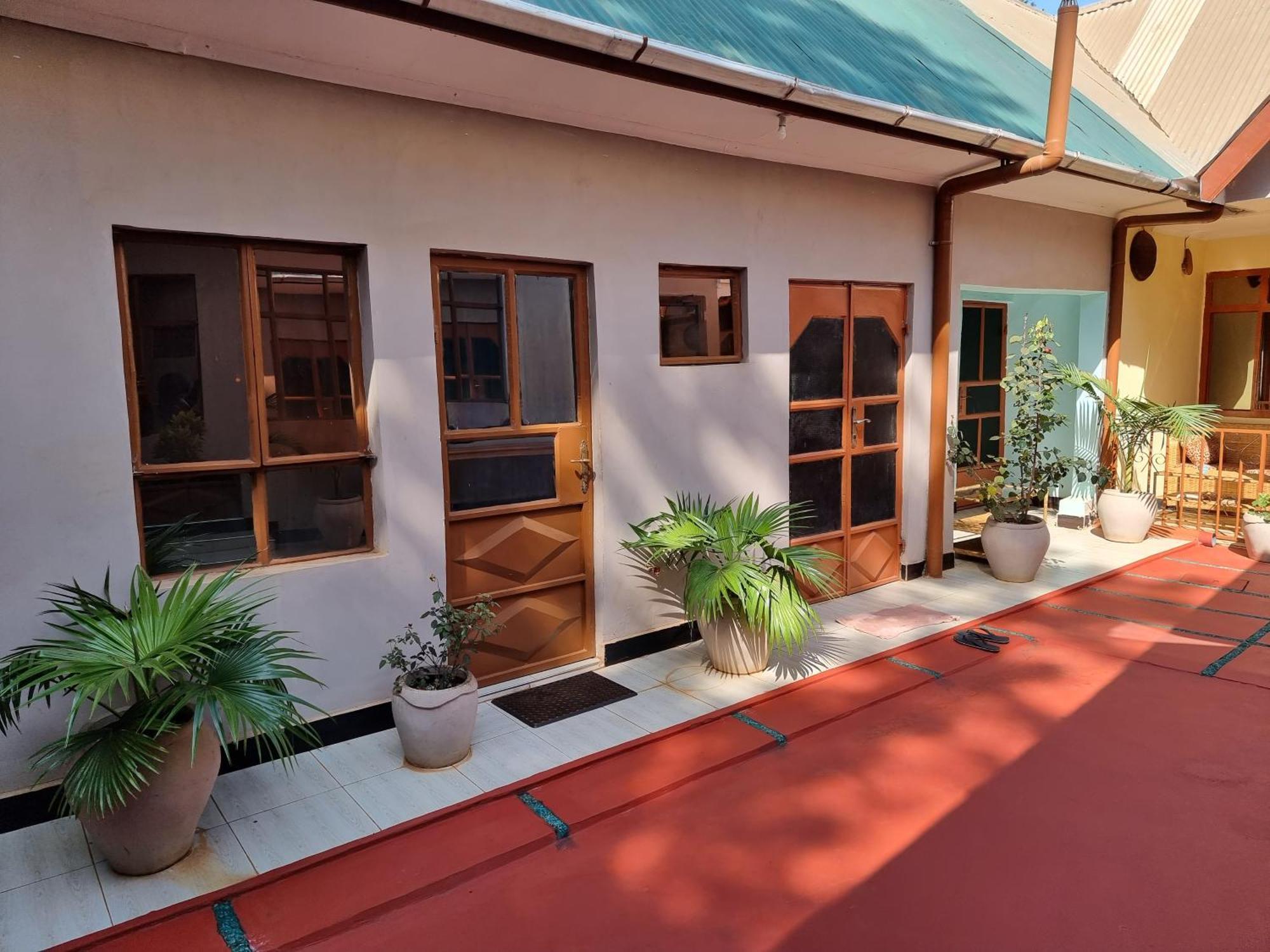 Kisanga Homestay Moshi Exterior foto